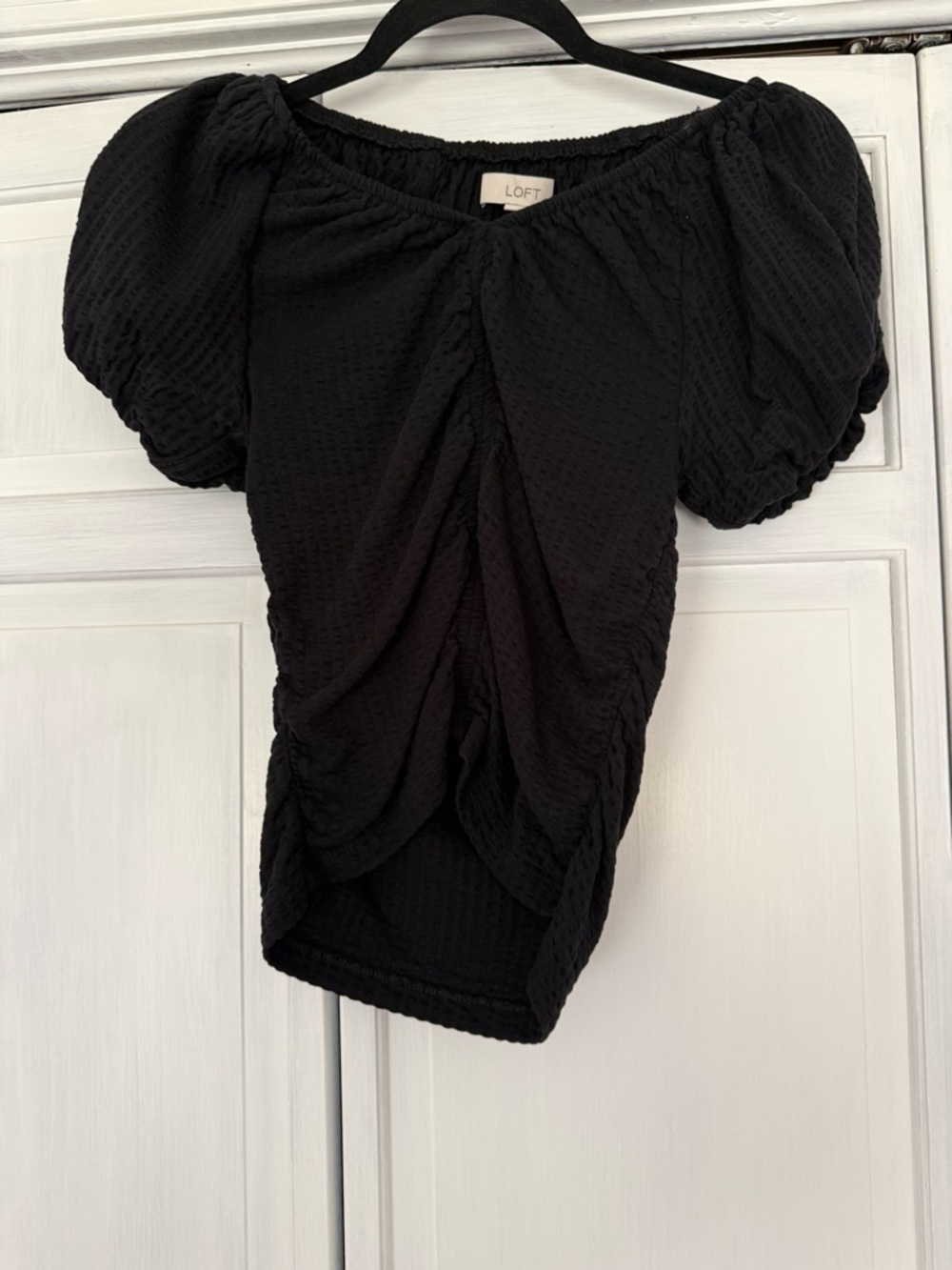 LOFT Black Ruched Puff-Sleeve Blouse